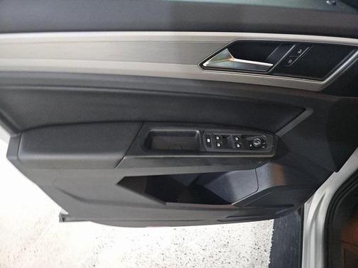 2018 Volkswagen Atlas 2.0T SE