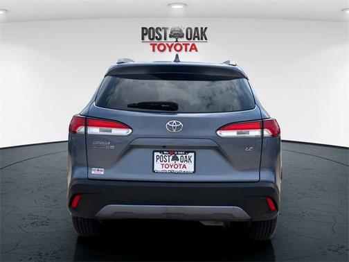 2022 Toyota Corolla Cross LE