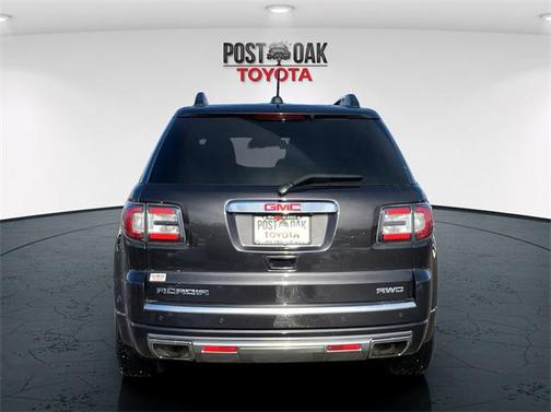 2016 GMC Acadia Denali