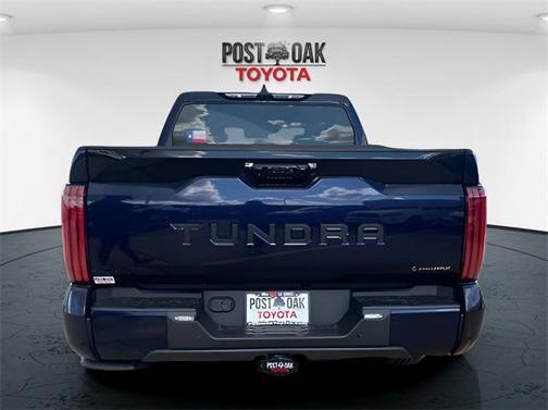 2025 Toyota Tundra Hybrid Platinum