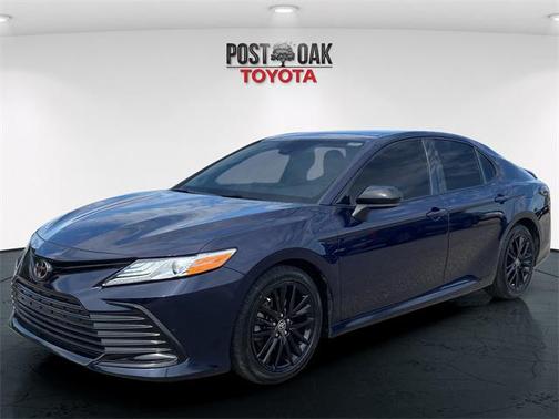 2022 Toyota Camry XLE