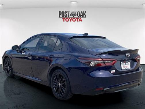 2022 Toyota Camry XLE
