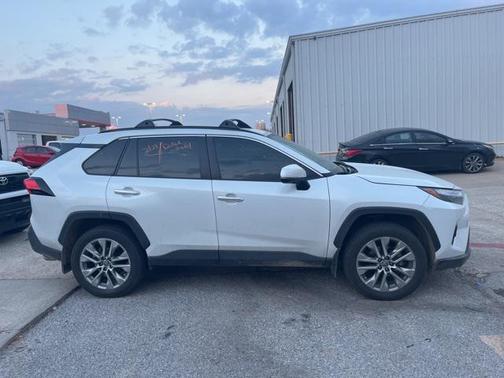 2024 Toyota RAV4 Limited