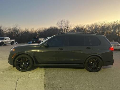 2023 BMW X7 xDrive40i