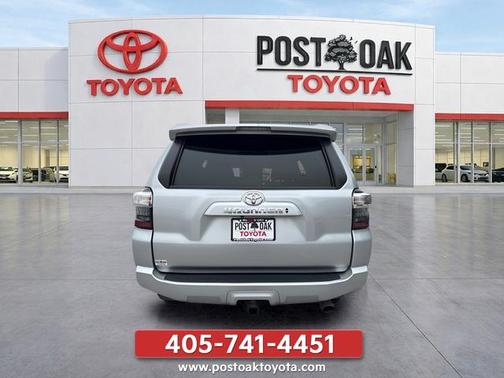 Classic Silver Metallic 2022 Toyota 4Runner SR5