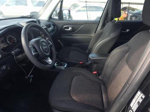 2023 Jeep Renegade Upland