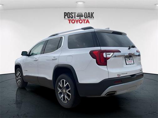 2023 GMC Acadia AWD SLT