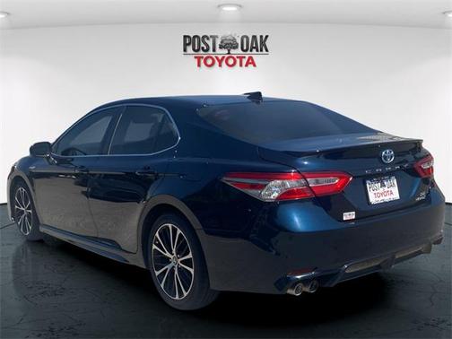 2019 Toyota Camry Hybrid SE