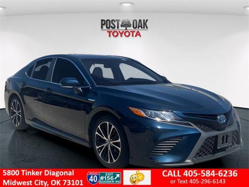 2019 Toyota Camry Hybrid SE