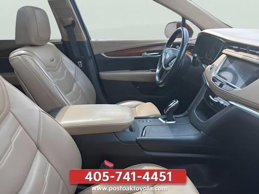 Red Horizon Tintcoat 2019 Cadillac XT5 Platinum
