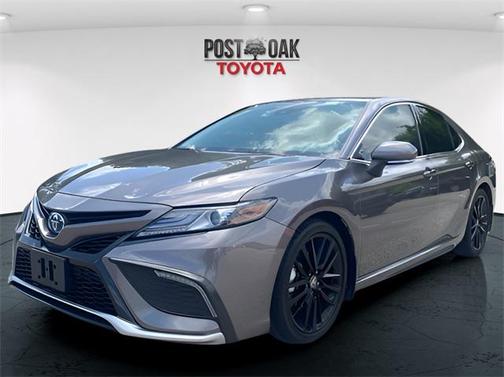 2024 Toyota Camry Hybrid SE