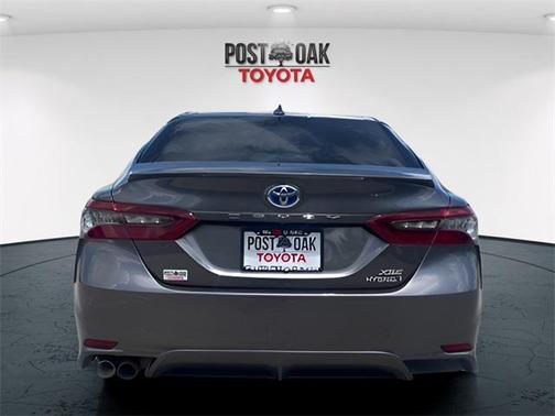 2024 Toyota Camry Hybrid SE