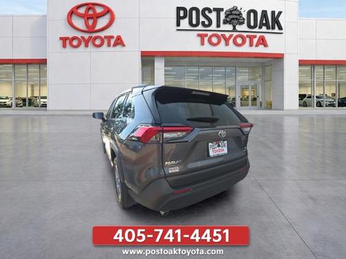01g3 2025 Toyota RAV4 Hybrid LE