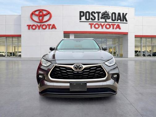 Gray 2021 Toyota Highlander Limited