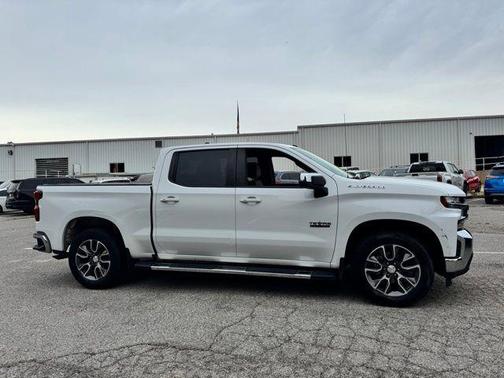 Summit White 2019 Chevrolet Silverado 1500 LT