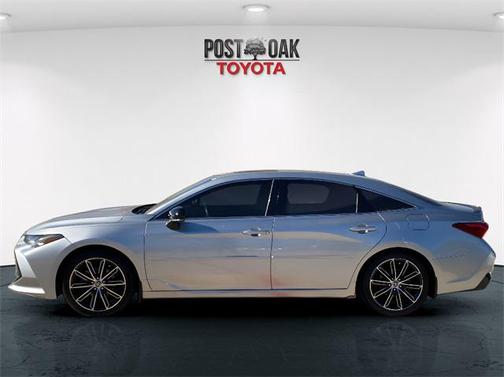 2021 Toyota Avalon Touring