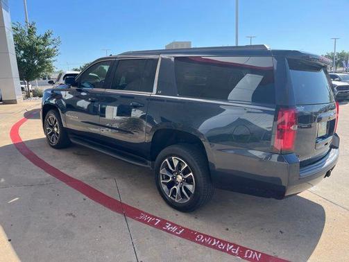 Blue Velvet Metallic 2017 Chevrolet Suburban LT