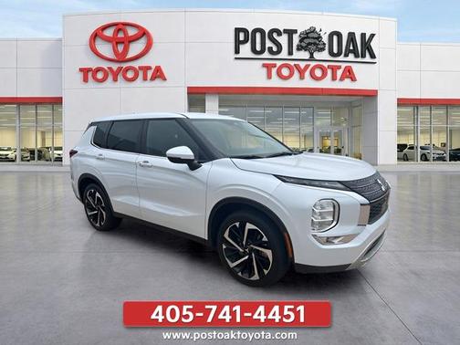 Mercury Gray Metallic 2022 Mitsubishi Outlander SE
