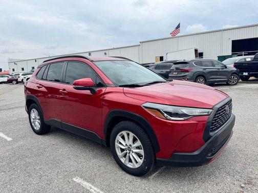 Barcelona Red Metallic 2022 Toyota Corolla Cross LE