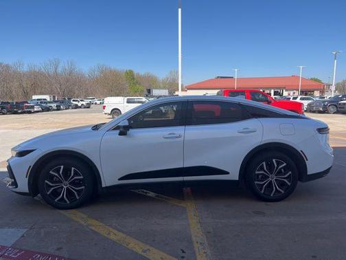 2023 Toyota Crown XLE