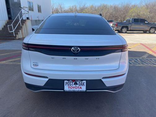 2023 Toyota Crown XLE