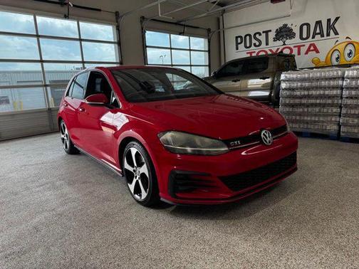 2018 Volkswagen Golf GTI 2.0T S 4-Door