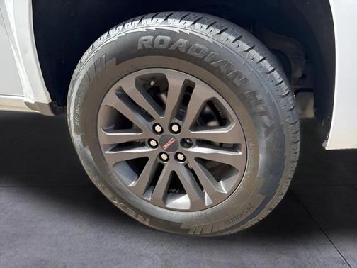 Summit White 2020 GMC Canyon SLE