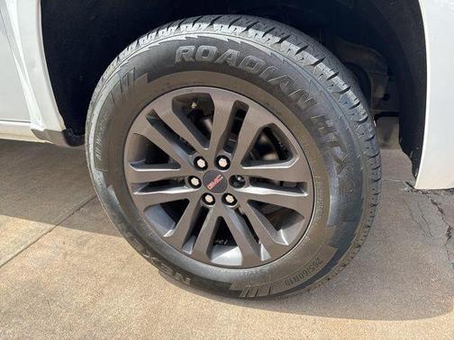 Summit White 2020 GMC Canyon SLE