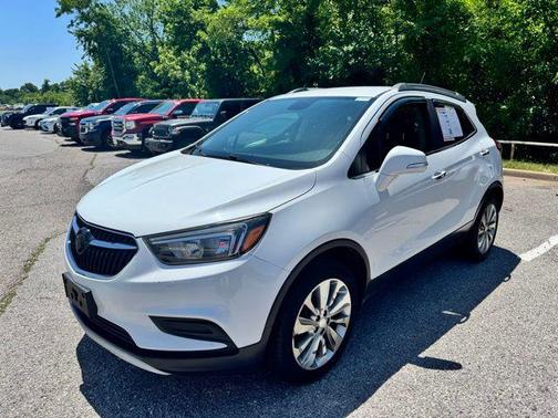 Summit White 2017 Buick Encore Preferred