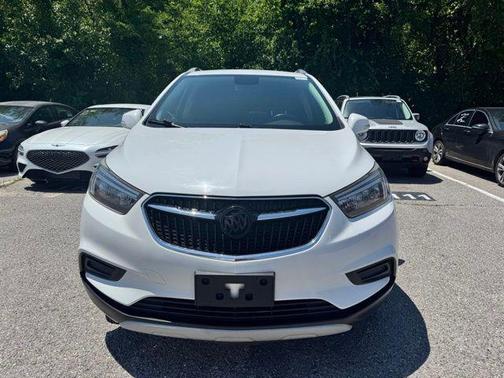 Summit White 2017 Buick Encore Preferred