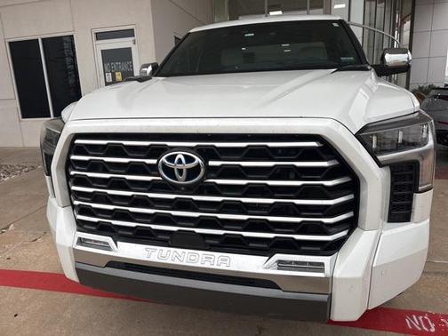 2023 Toyota Tundra Hybrid Capstone