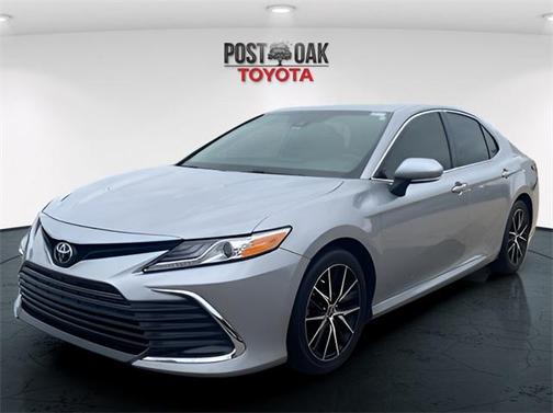 2022 Toyota Camry XLE