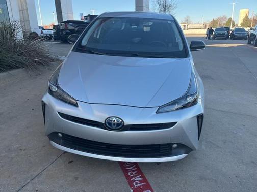 2022 Toyota Prius L
