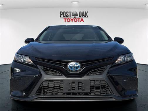 2024 Toyota Camry Hybrid SE