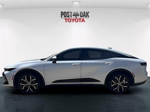 2023 Toyota Crown XLE