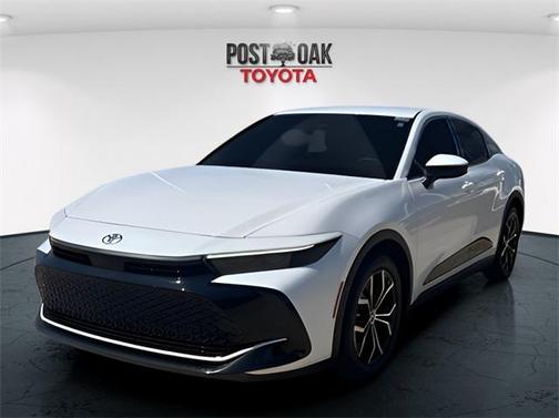 2023 Toyota Crown XLE