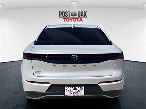 2023 Toyota Crown XLE