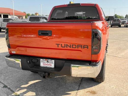 2017 Toyota Tundra SR5
