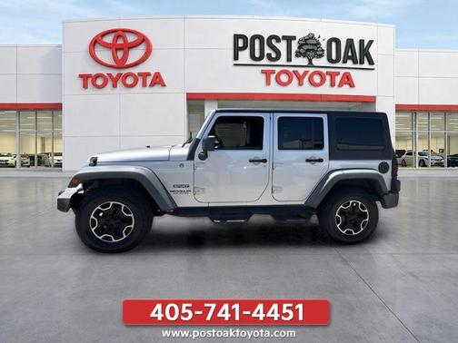 Bright Silver Metallic Clearcoat 2012 Jeep Wrangler Unlimited Sport