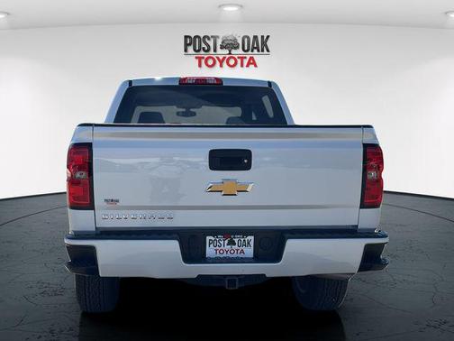 2018 Chevrolet Silverado 1500 2LT