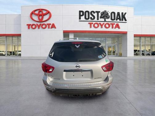 Brilliant Silver Metallic 2020 Nissan Pathfinder Platinum 2WD