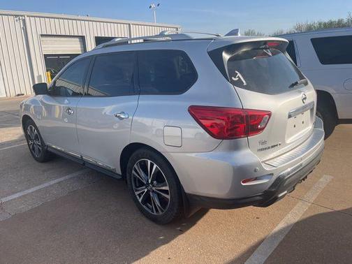 Brilliant Silver Metallic 2020 Nissan Pathfinder Platinum 2WD