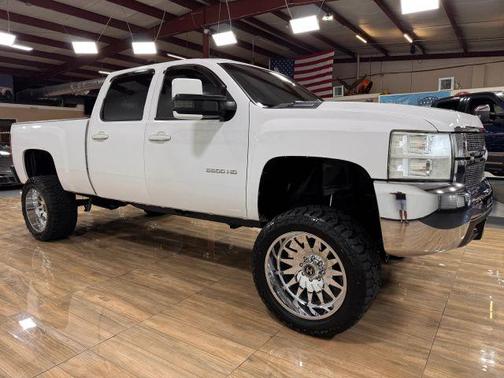 2009 Chevrolet Silverado 2500 LT Crew Cab