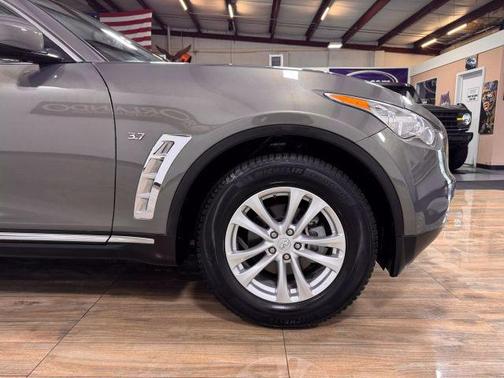 2014 INFINITI QX70 Base