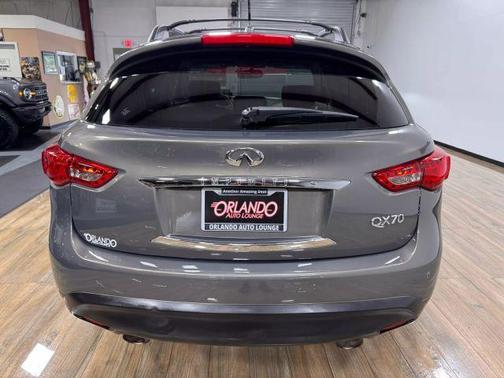 2014 INFINITI QX70 Base