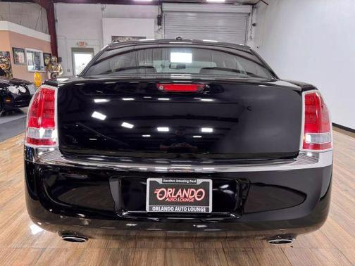 2014 Chrysler 300 Base