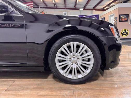 2014 Chrysler 300 Base