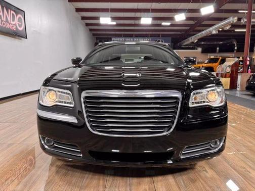 2014 Chrysler 300 Base