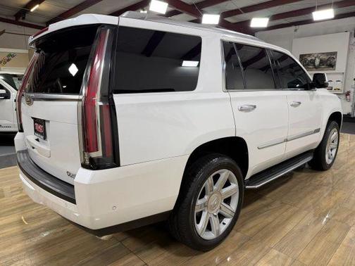 White 2017 Cadillac Escalade Luxury