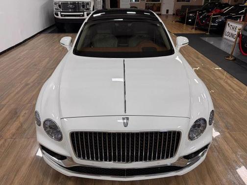 White 2020 Bentley Flying Spur W12